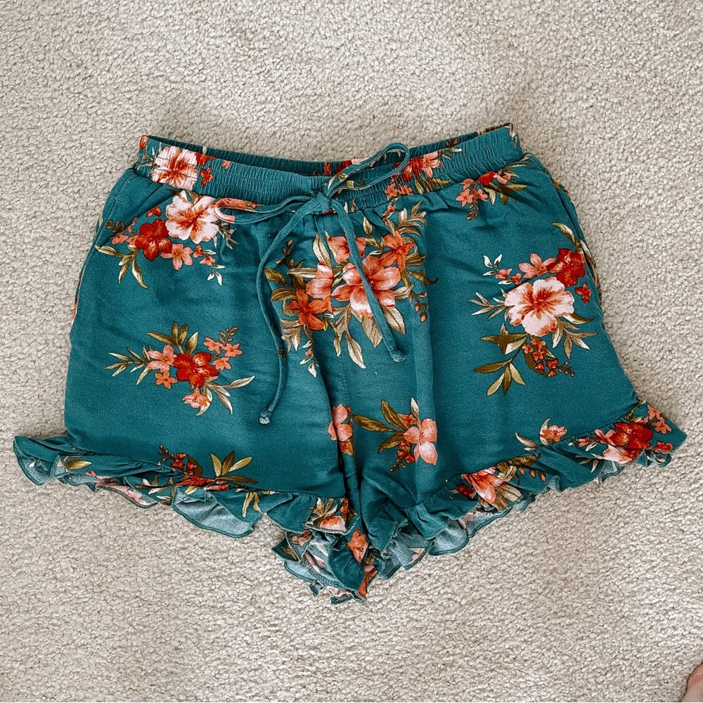 American Eagle Floral Tie-Front Shorts with Pockets